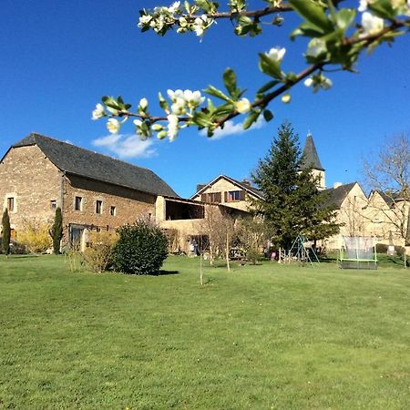 La Grange Du Rial Hotel Bournazel  Buitenkant foto